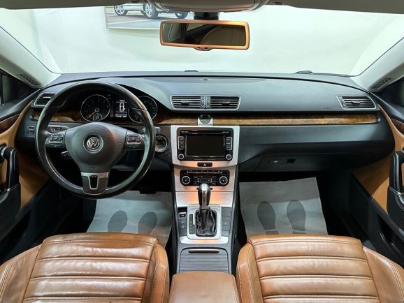 Volkswagen Passat CC, 1.8 л, Робот, 2011 фото 12