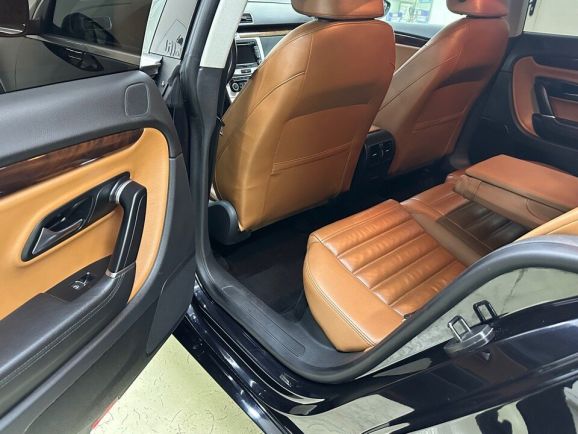 Volkswagen Passat CC, 1.8 л, Робот, 2011 фото 2