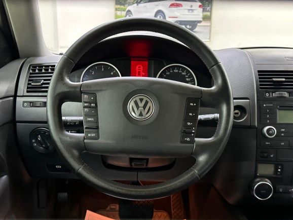 Volkswagen Touareg, 2.5 л, АТ, 2009 фото 12