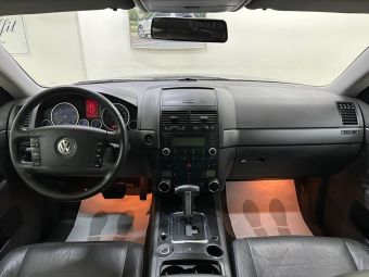 Volkswagen Touareg, 2.5 л, АКПП, 2009 фото 13