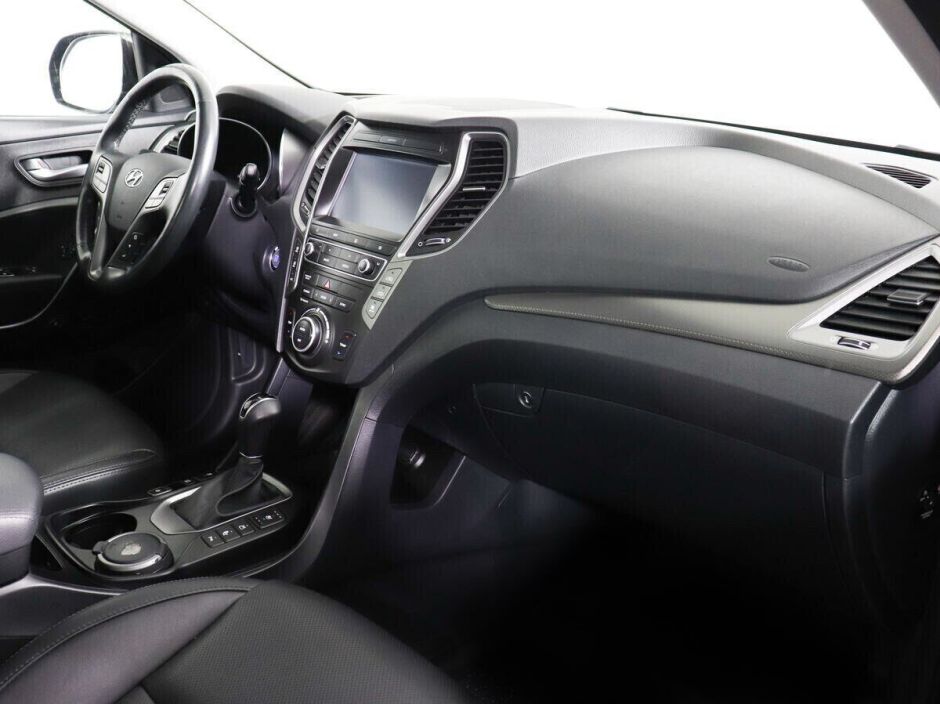 Hyundai Santa Fe, 2.2 л, АТ, 2016 фото 2
