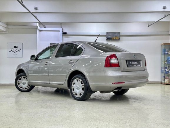 Skoda Octavia Ambition, 1.8 л, АТ, 2012 фото 6