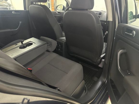 Volkswagen Golf Plus Trendline, 1.2 л, Робот, 2011 фото 1