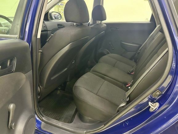 Hyundai i30 Comfort, 1.6 л, АТ, 2010 фото 2