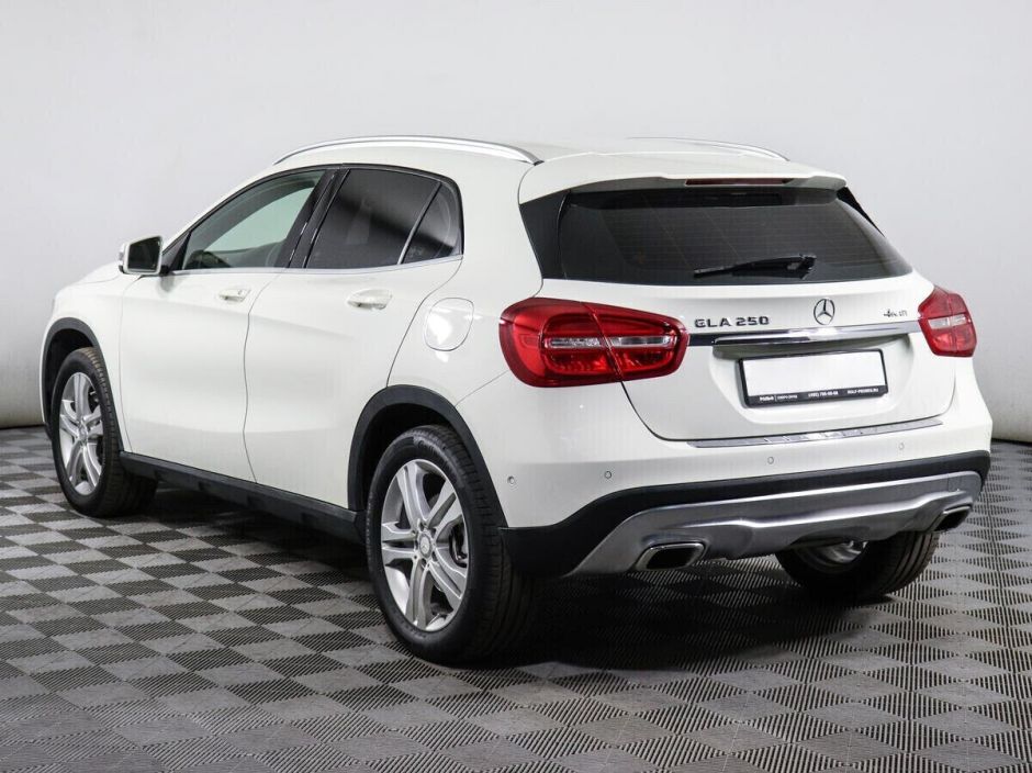 Mercedes-Benz GLA, 2.0 л, Робот, 2016 фото 8