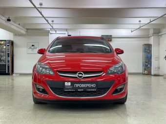 Opel Astra Cosmo, 1.6 л, АКПП, 2013 фото 4
