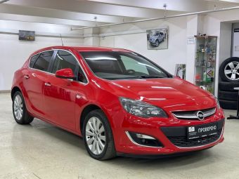 Opel Astra Cosmo, 1.6 л, АКПП, 2013 фото 5