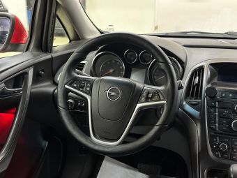 Opel Astra Cosmo, 1.6 л, АКПП, 2013 фото 12