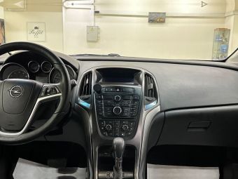Opel Astra Cosmo, 1.6 л, АКПП, 2013 фото 15