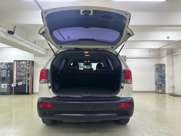 Kia Sorento Luxe, 2.4 л, АТ, 2011 фото 10