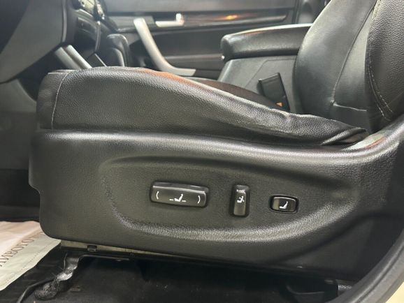 Kia Sorento Luxe, 2.4 л, АТ, 2011 фото 12