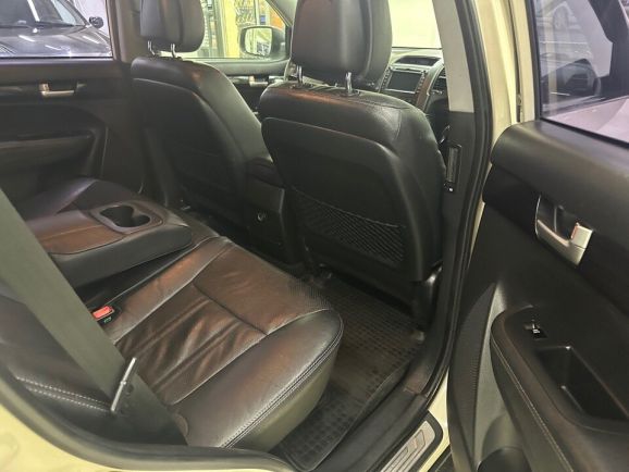 Kia Sorento Luxe, 2.4 л, АТ, 2011 фото 1
