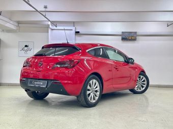 Opel Astra, 1.4 л, АКПП, 2013 фото 8
