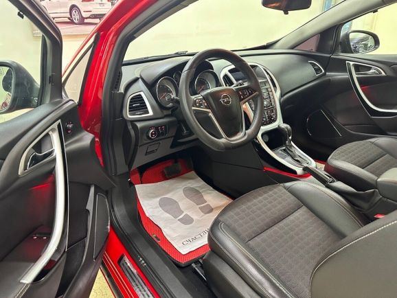 Opel Astra, 1.4 л, АТ, 2013 фото 10