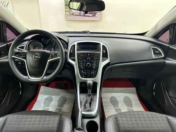 Opel Astra, 1.4 л, АТ, 2013 фото 12