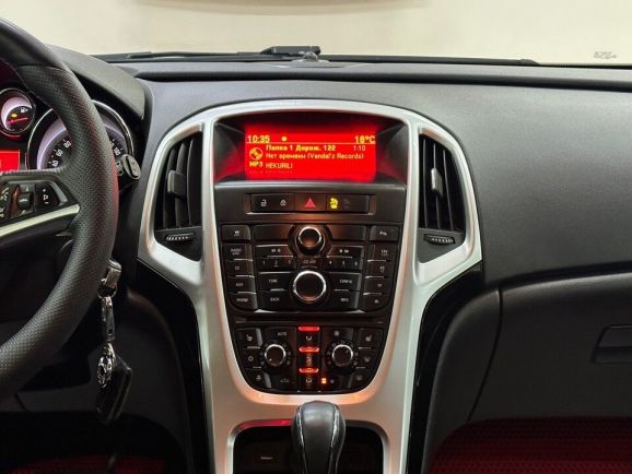 Opel Astra, 1.4 л, АТ, 2013 фото 13