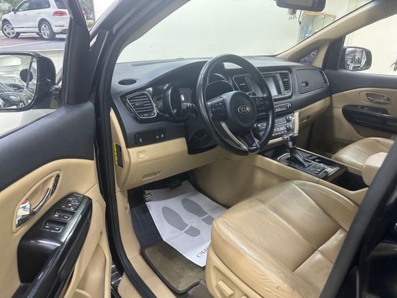 Kia Carnival, 2.2 л, АТ, 2017 фото 13