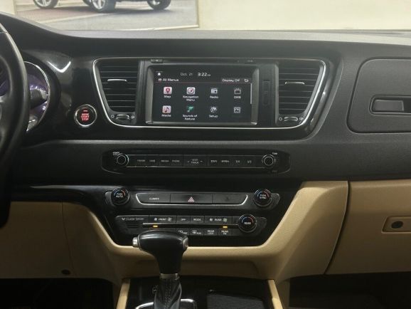 Kia Carnival, 2.2 л, АТ, 2017 фото 23