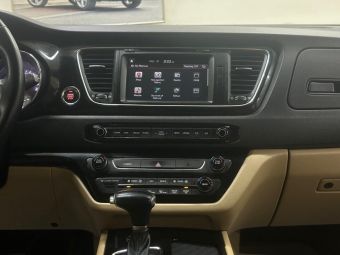 Kia Carnival, 2.2 л, АКПП, 2017 фото 23