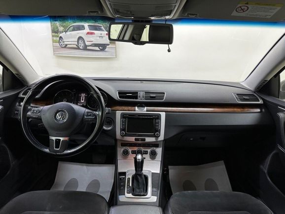 Volkswagen Passat Highline, 1.8 л, Робот, 2012 фото 15