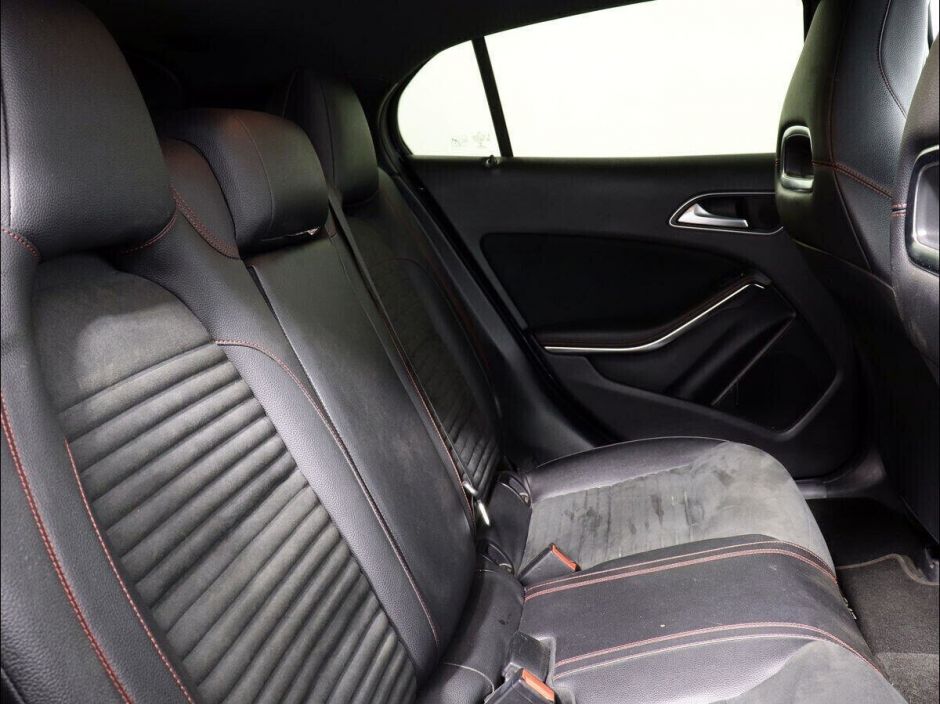 Mercedes-Benz GLA, 1.6 л, Робот, 2016 фото 2