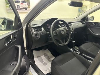 Skoda Rapid, 1.6 л, АКПП, 2017 фото 10