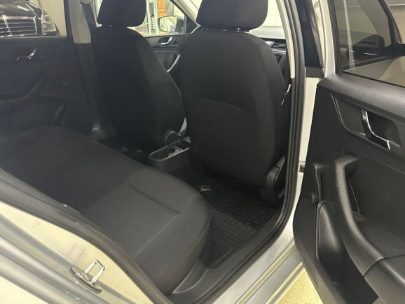 Skoda Rapid, 1.6 л, АТ, 2017 фото 2