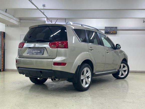 Peugeot 4007, 2.2 л, Робот, 2010 фото 8