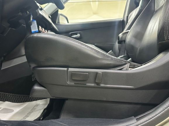 Peugeot 4007, 2.2 л, Робот, 2010 фото 11