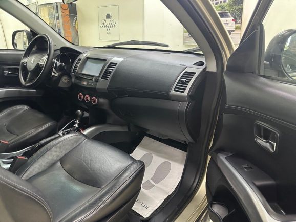 Peugeot 4007, 2.2 л, Робот, 2010 фото 17