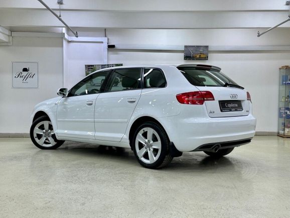 Audi A3, 1.2 л, Робот, 2012 фото 6