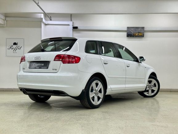 Audi A3, 1.2 л, Робот, 2012 фото 8