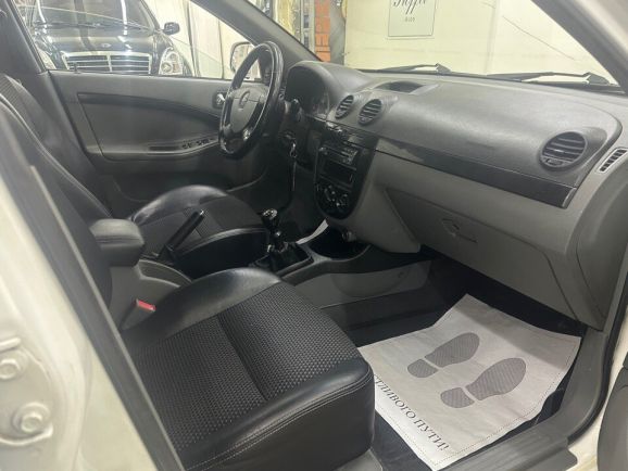 Chevrolet Lacetti Elite, 1.6 л, МТ, 2012 фото 12