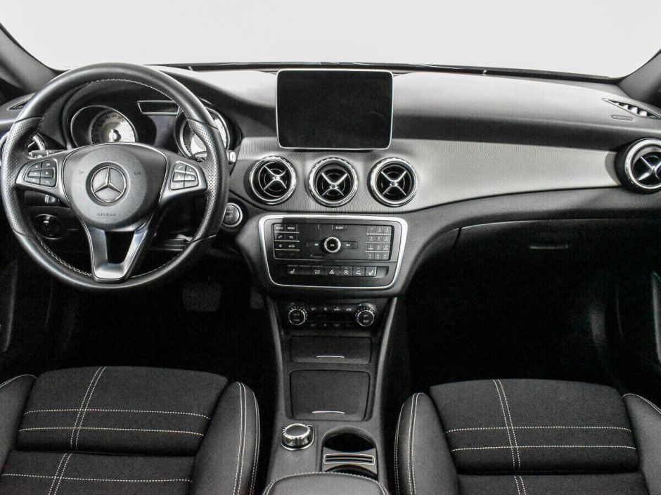 Mercedes-Benz GLA, 1.6 л, Робот, 2016 фото 9