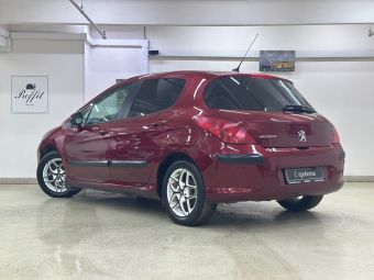 Peugeot 308, 1.6 л, МКПП, 2008 фото 6