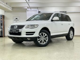 Volkswagen Touareg V6 3.0TDI, 3.0 л, АКПП, 2009 фото 3