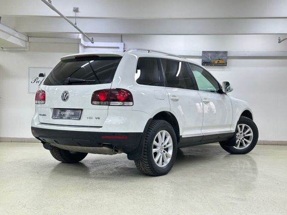 Volkswagen Touareg V6 3.0TDI, 3.0 л, АТ, 2009 фото 6
