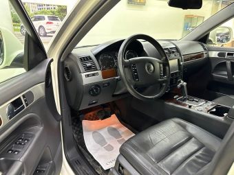 Volkswagen Touareg V6 3.0TDI, 3.0 л, АКПП, 2009 фото 9