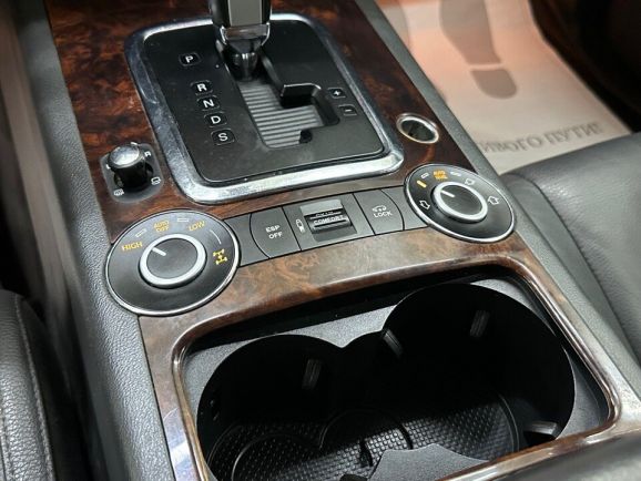 Volkswagen Touareg V6 3.0TDI, 3.0 л, АТ, 2009 фото 15