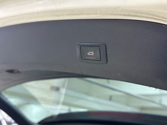 Audi Q7, 3.0 л, АТ, 2007 фото 14