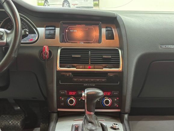 Audi Q7, 3.0 л, АТ, 2007 фото 19