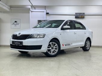 Skoda Rapid, 1.6 л, АКПП, 2015 фото 3