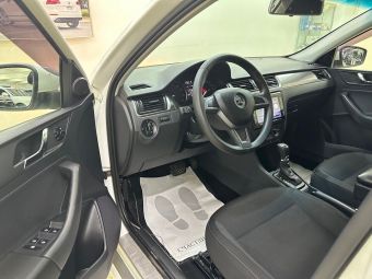 Skoda Rapid, 1.6 л, АКПП, 2015 фото 9