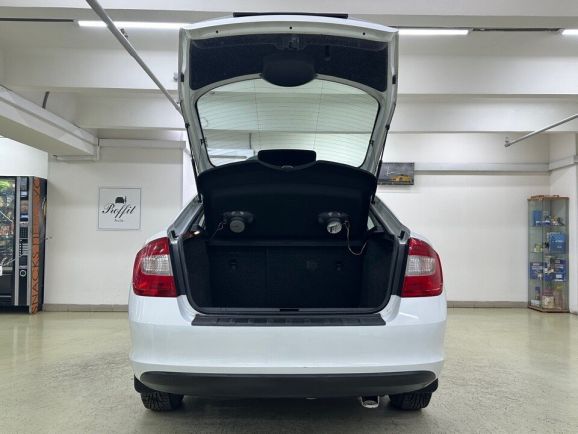 Skoda Rapid, 1.6 л, АТ, 2015 фото 1