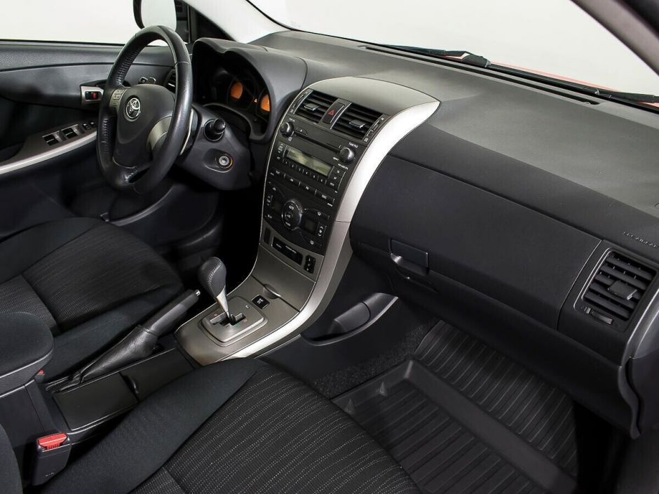 Toyota Corolla, 1.6 л, Робот, 2008 фото 2