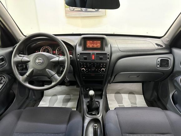 Nissan Almera, 1.8 л, МТ, 2005 фото 13