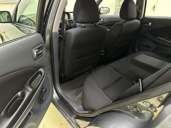 Nissan Almera, 1.8 л, МТ, 2005 фото 1