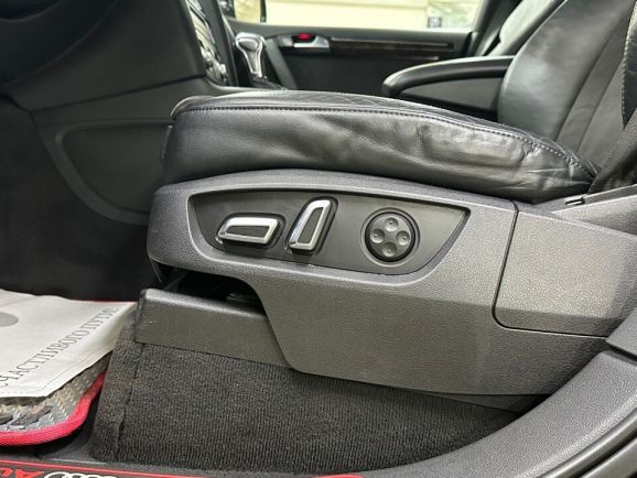 Audi Q7, 3.0 л, АТ, 2014 фото 16