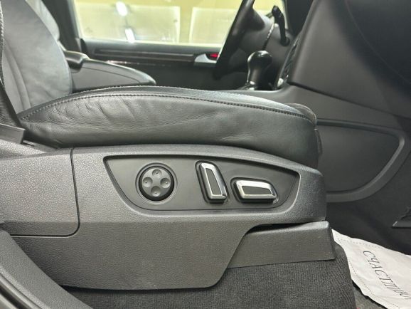 Audi Q7, 3.0 л, АТ, 2014 фото 23