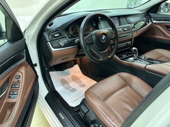 BMW 5 серии 528iA Business, 2.0 л, АТ, 2012 фото 9